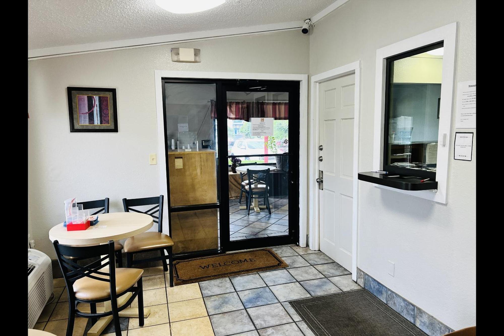 Cozy Garden Inn By Oyo Hwy 40 Richmond Exteriér fotografie