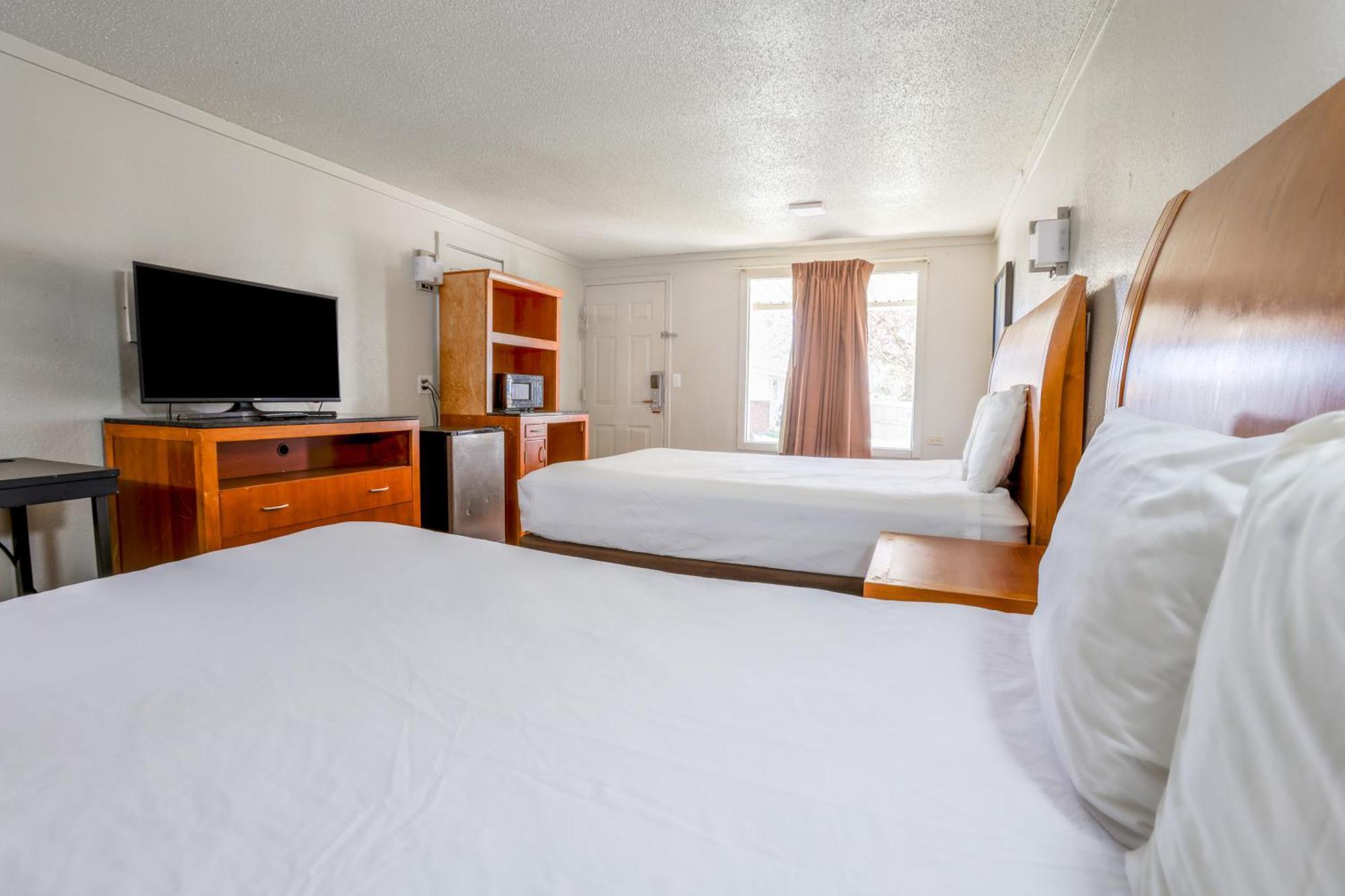 Cozy Garden Inn By Oyo Hwy 40 Richmond Exteriér fotografie